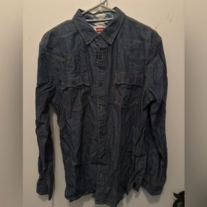 Levi’s Denium Medium weight work shirt